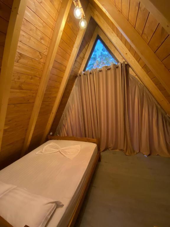 Windmill Shkodra Villa'S & Gesthouse Bagian luar foto